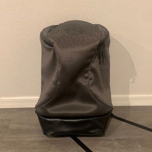 Lululemon backpack the commission gym bag hybrid